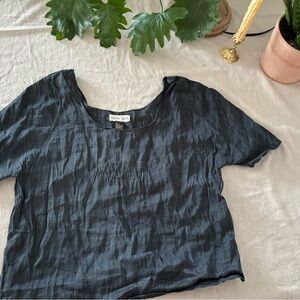 Earth Tones Black Short-Sleeve Linen Tee by